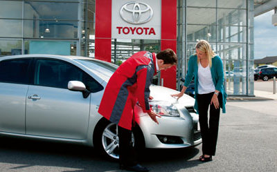 Toyota recrute 200 personnes pour soutenir sa croissance dans l’hexagone